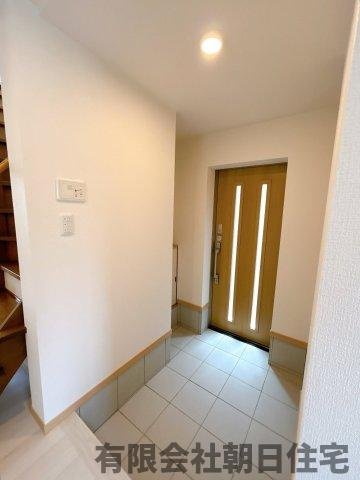 【玄関】 | 淞北台中古戸建 | シンプルで使いやすい玄関です