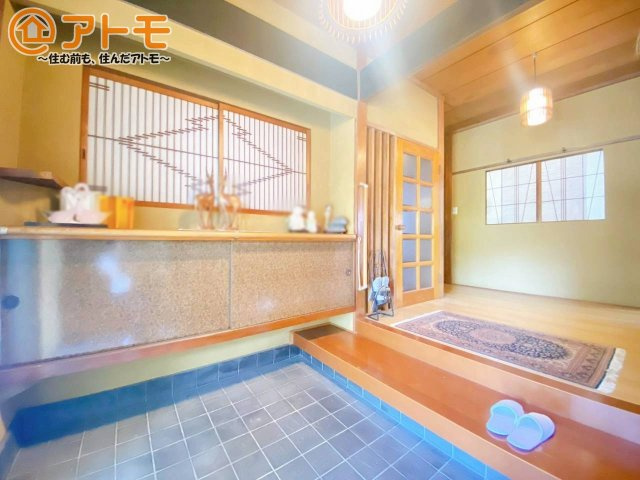 【玄関】 | 富士市松本　中古戸建て　全1棟