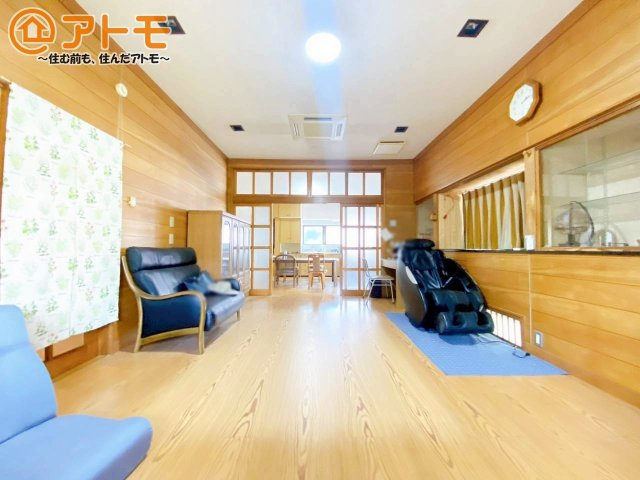 【居間・リビング】 | 富士市松本　中古戸建て　全1棟