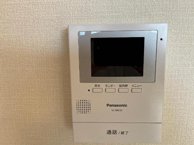 サンフォレスタ（SUNFORESTA）の内装|カメラ付インターホン