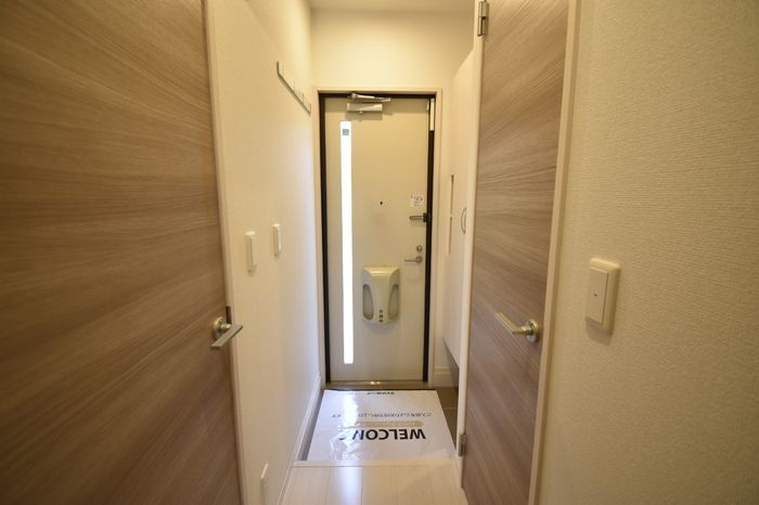 グラン ストリーツ　Cの玄関