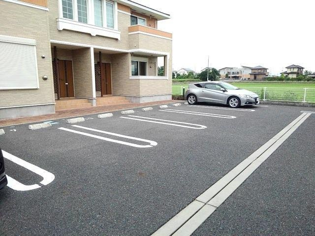 【駐車場】 | エレガンスＦ