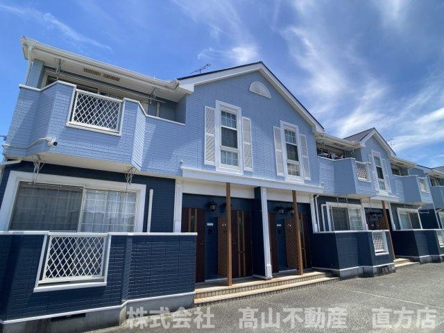 直方市大字感田のアパートの外観