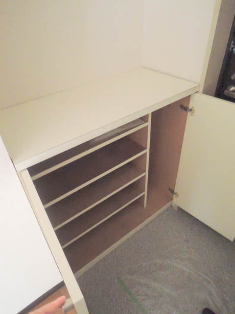 クオレ三軒茶屋の玄関|★シューズＢＯＸ★