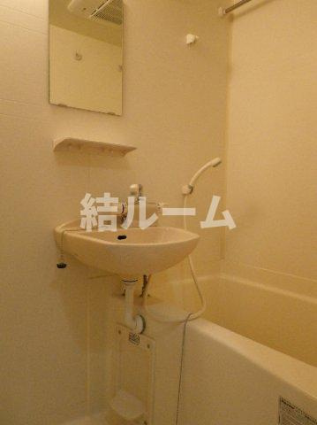 新宿区高田馬場４丁目の賃貸マンションの浴室