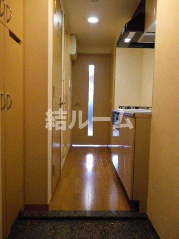 新宿区高田馬場４丁目の賃貸マンションの玄関