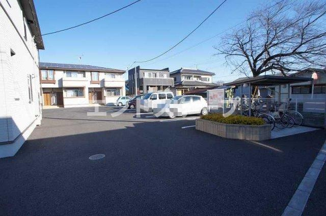 ラディエンスＡの駐車場|高崎、前橋のお部屋探しはエンドスケープまで！お客様の理想お聞かせ下さい♪