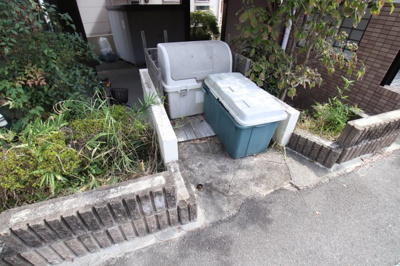 【その他共用部分】 | プチリベルテ | 敷地内ゴミ置き場