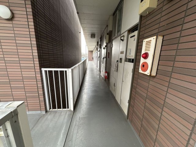 レオパレスグランパルク小柳のその他