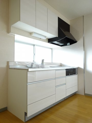 所沢メゾン1号館のキッチン|※画像は同物件別室となります。窓はありません。