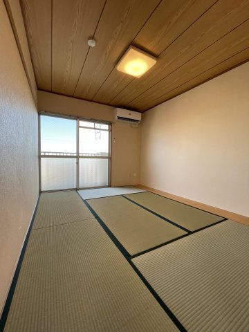所沢メゾン1号館の和室
