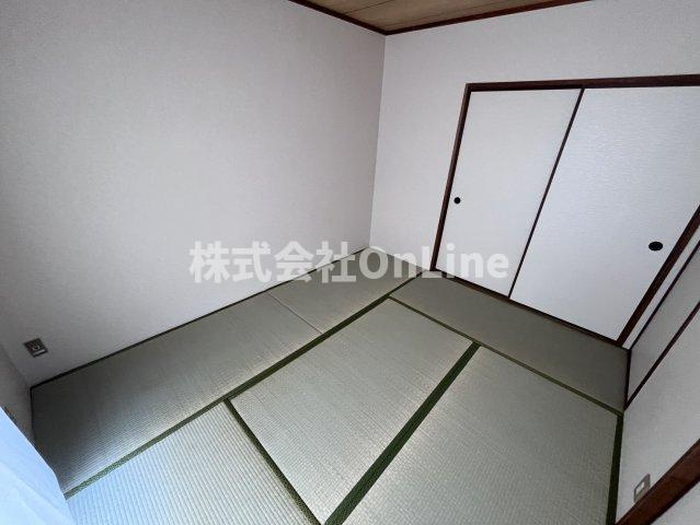 【寝室】