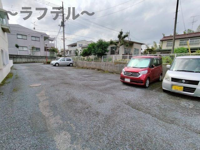 ルネッサンス小手指Ⅰ号館の駐車場