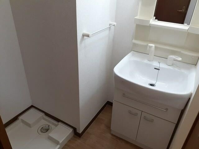 アブリル　横濱の洗面所