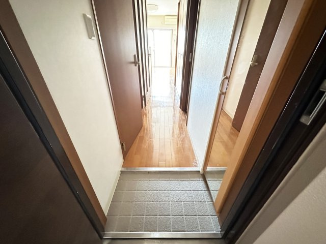 ロイヤルリバーの玄関