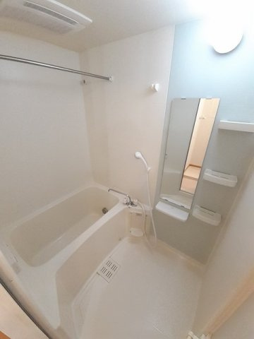 グレイス横黒の浴室
