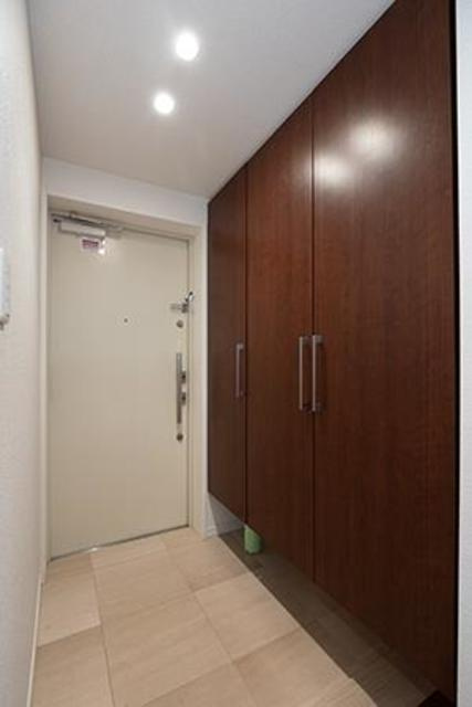 ＫＤＸレジデンス日本橋水天宮の玄関|※写真は同タイプ住戸です。