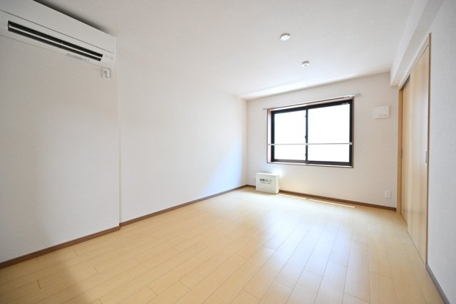 ＣＥＮＴＲＡＬ　ＧＡＲＤＥＮ　ＲＥＳＩＤＥＮＣＥ　ＴＯＫＹＯの居間・リビング|居間です
