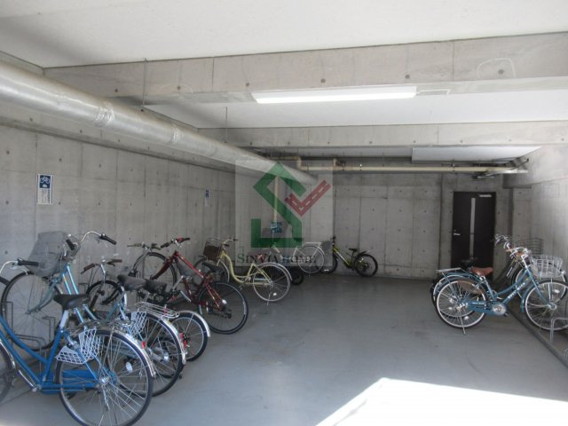 エコタワーバオバブのその他|駐輪場