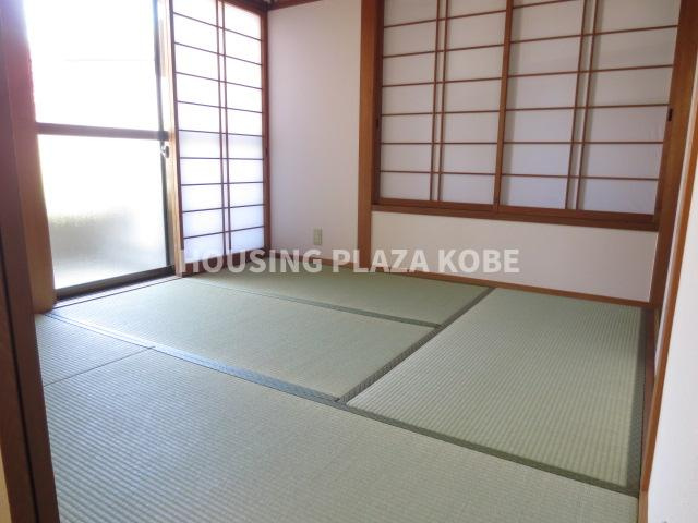 塩屋台３丁目貸家の和室