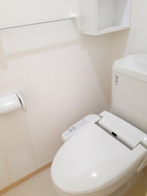 【トイレ】 | グランツレジデンスＡ | 【グランツレジデンスＡ】落ち着いた色調のトイレです