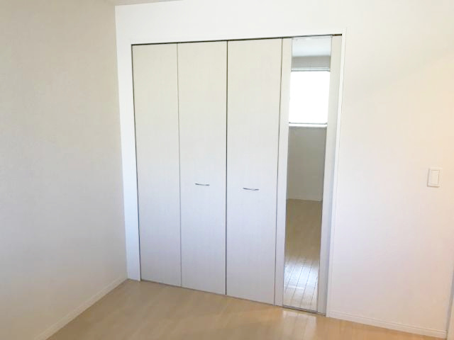 合志市須屋のアパートの収納