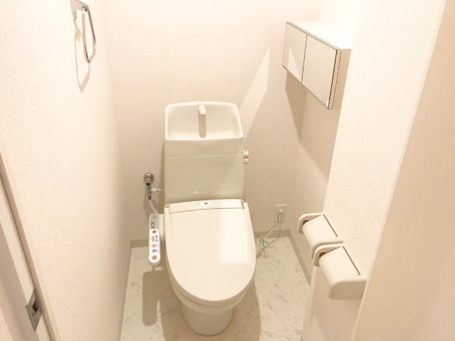 合志市須屋のアパートのトイレ