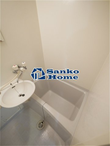 OLIO東神田の洗面所