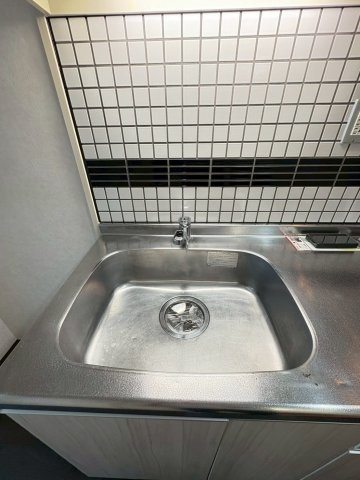 福岡市東区箱崎ふ頭３丁目の賃貸マンションのキッチン