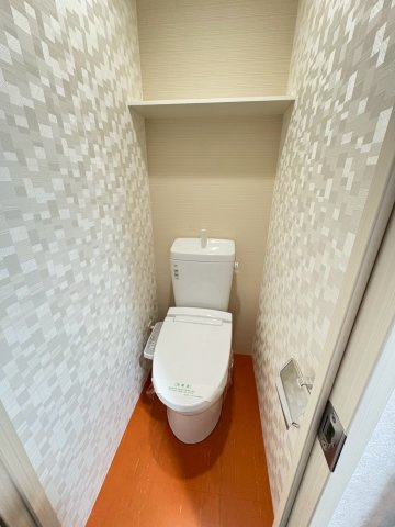 福岡市東区箱崎ふ頭３丁目の賃貸マンションのトイレ