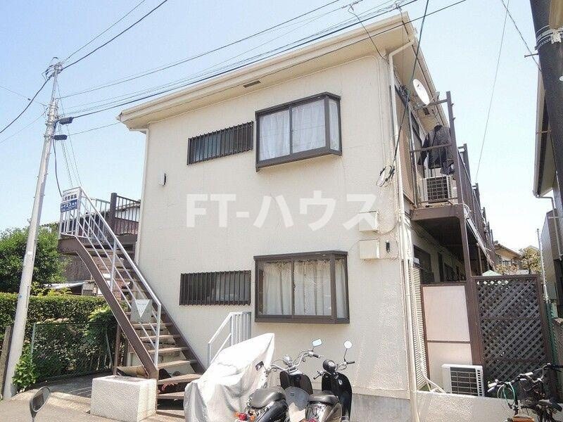 シャトン三山の外観