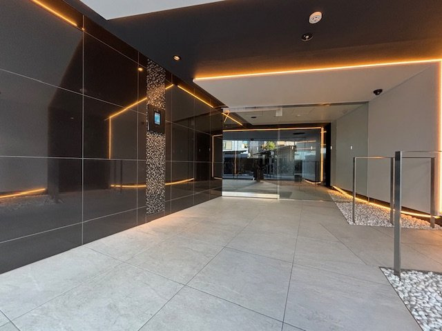 【エントランス】 | グランドコンシェルジュ世田谷アジールコート