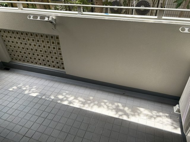 【バルコニー】