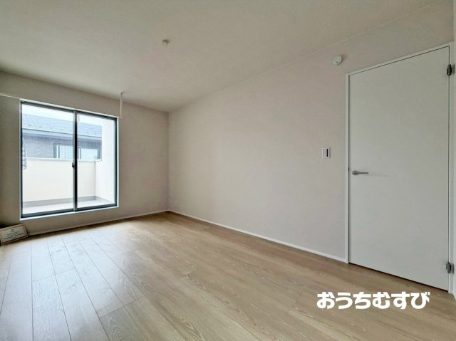 春日井市高山町6期(全3棟)の洋室