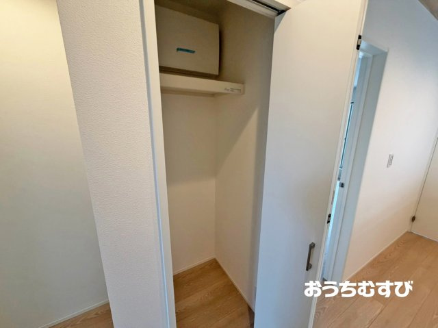 春日井市高山町6期(全3棟)の収納
