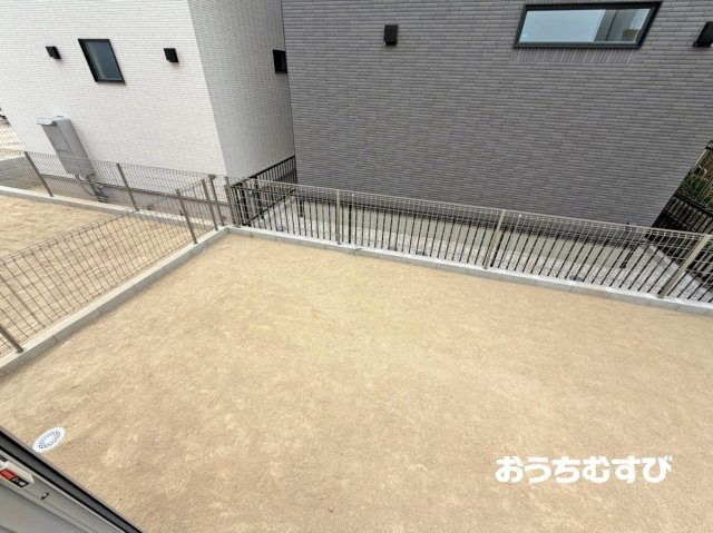 春日井市高山町6期(全3棟)の庭