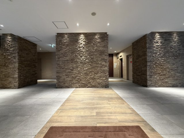 URBAN FLATS中之島のロビー