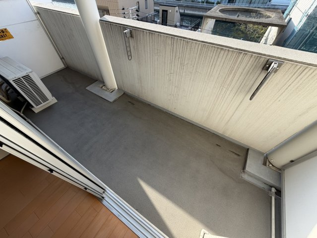 URBAN FLATS中之島のバルコニー