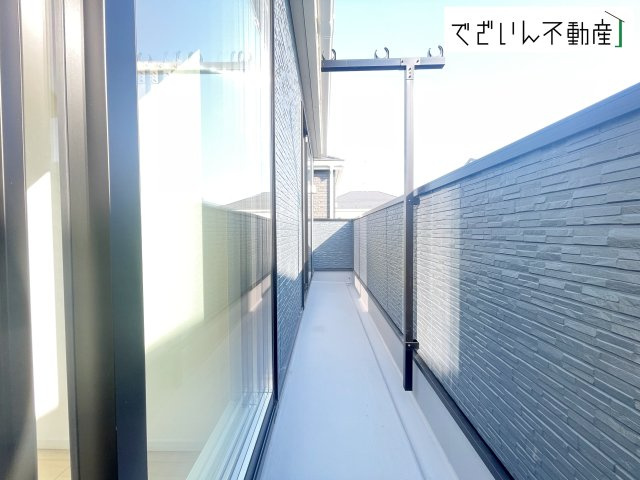 【バルコニー】 | Cradle garden鴻巣市筑波第5 Ⅱ期 新築住宅 | ≪1号棟≫
現地(2026年8月撮影)