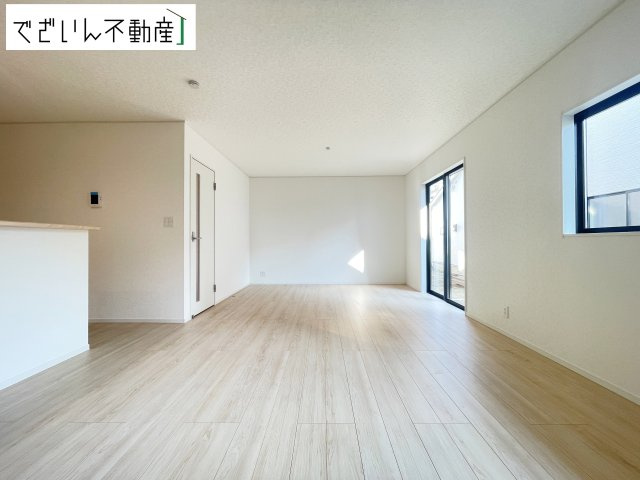 【居間・リビング】 | Cradle garden鴻巣市筑波第5 Ⅱ期 新築住宅 | ≪1号棟≫
現地(2026年8月撮影)