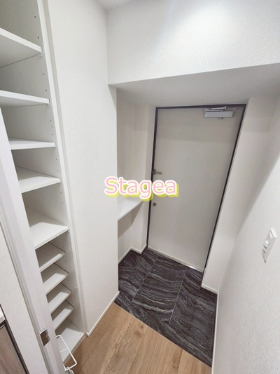 ステージファースト北浦和の玄関