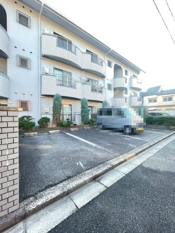 マンションTAKAYAⅠの駐車場