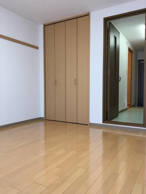 アサートン山手の居間・リビング