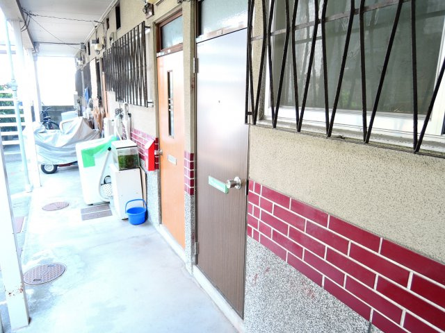 【玄関】 | 稲荷の森ハイツ