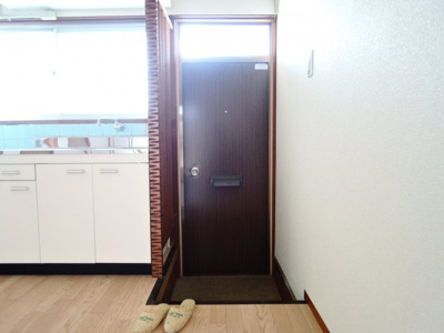 【玄関】 | 稲荷の森ハイツ