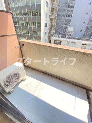 大阪市淀川区西中島５丁目の賃貸マンションのバルコニー