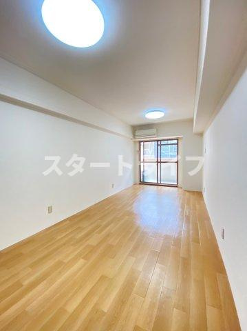 大阪市淀川区西中島５丁目の賃貸マンションの寝室