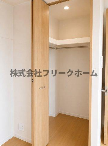 小金井市中町３丁目のアパートの収納