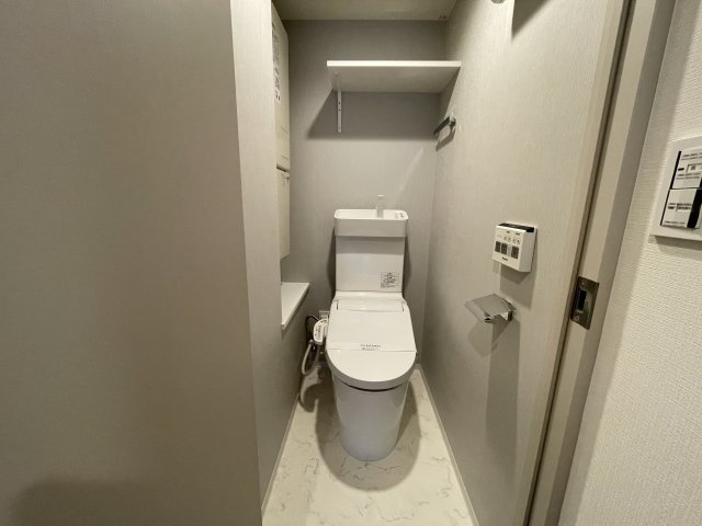 杉並区高井戸東３丁目の賃貸マンションのトイレ
