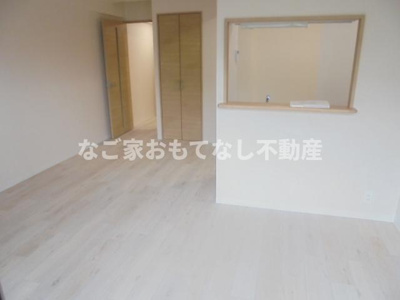 【居間・リビング】 | アヴニール・シエル | ※写真は別号室です